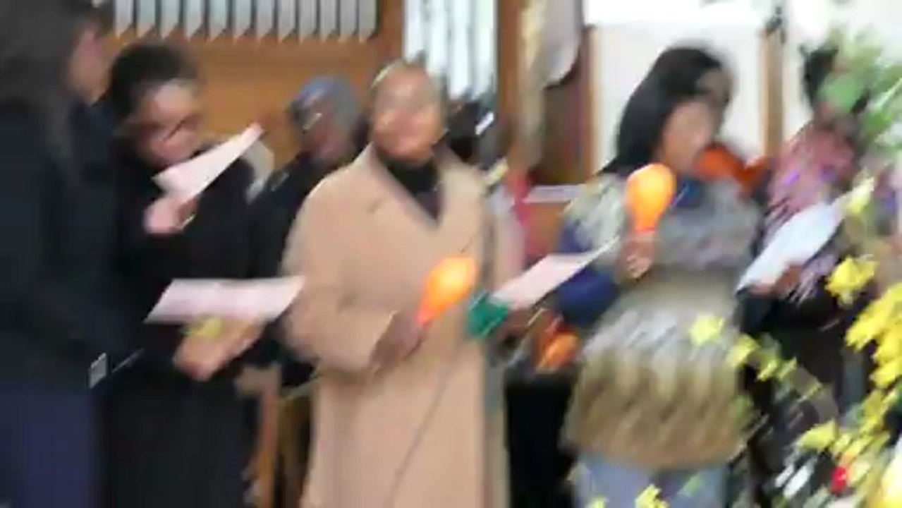 Chant à l'Offertoire messe communautés 14 avril 2013