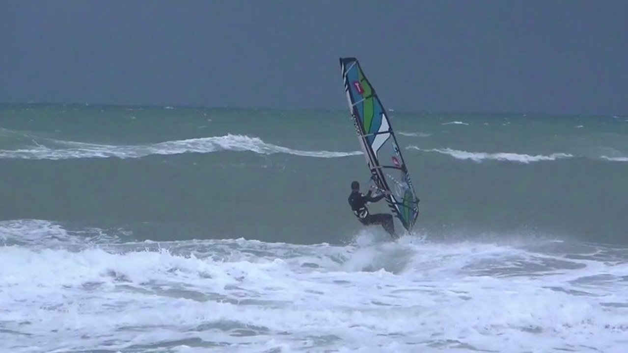 GoPro Defi Wind Movie - 2011-11-06 Pont des Basses