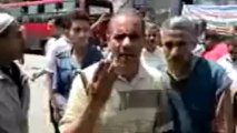 تظاهر العاملين بمرفق النقل الداخلي بالغربية امام ديوان عام المحافظة 2