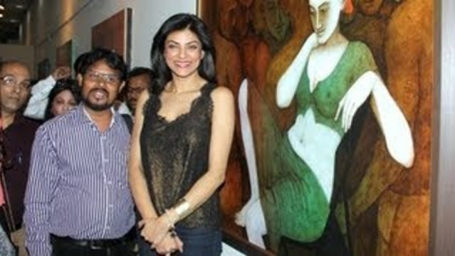 Sushmita Sen Inaugurates Sixth Sense Art Show