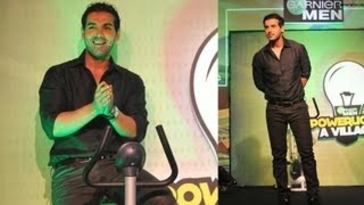 John Abraham Looks Dashing @ 'Garnier Men Powerlight A Village' Event