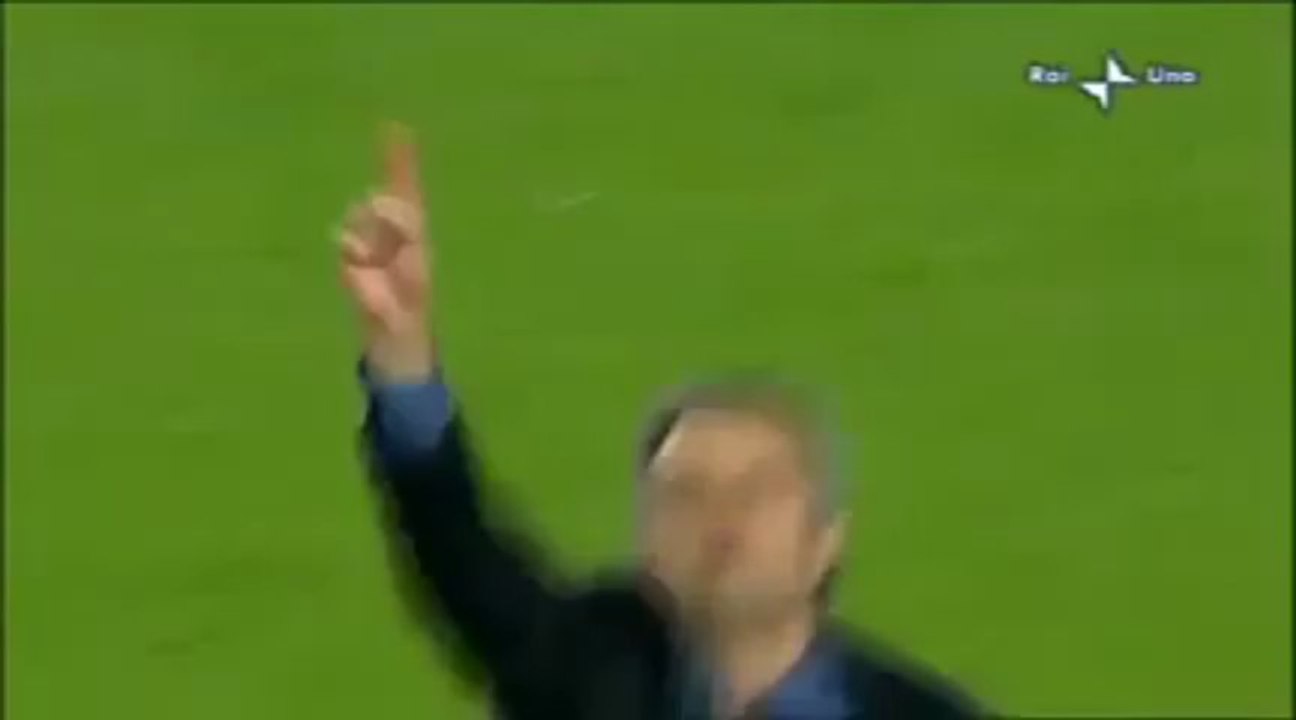 اشتباك فيكتور فالديز مع جوزيه مورينيو