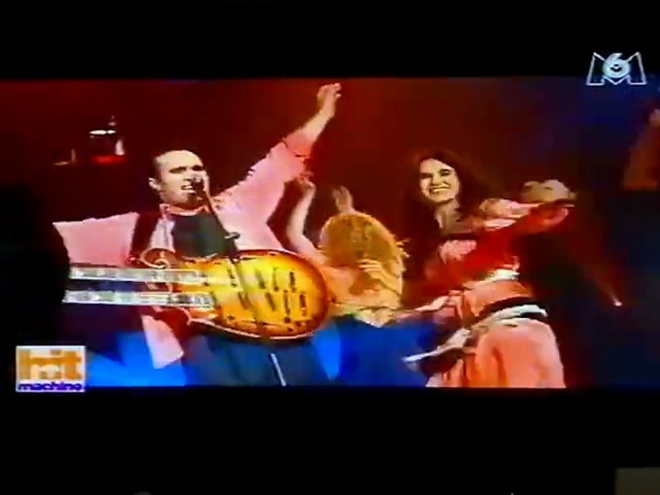 MA SOEUR SIHAM EN ROBE KABYLE AVEC TAKFARINAS SUR M6 EN 1999_Zaama Zaama + Kamel OUALI