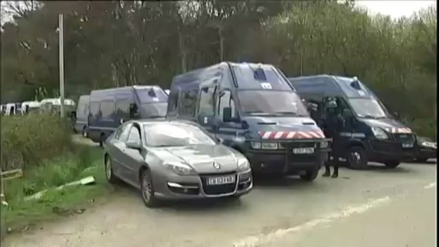 Notre-Dame-des-Landes : face-à-face entre opposants et gendarmes après des heurts