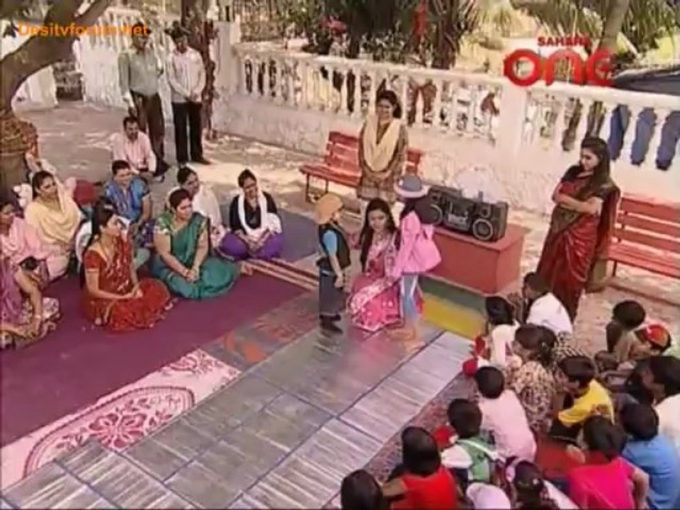 Jhilmil Sitaron Ka Aangan Hoga 18th April 2013 Video Watch Online pt1