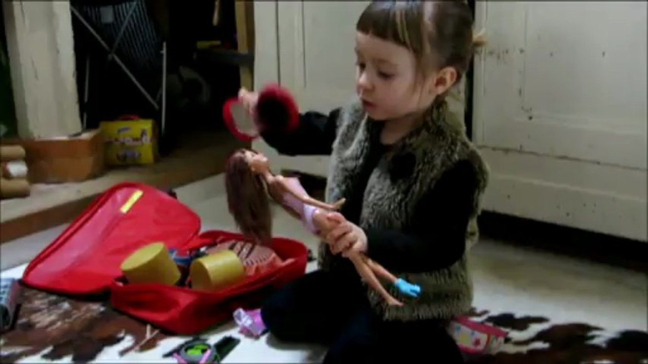 Une mini coiffeuse
