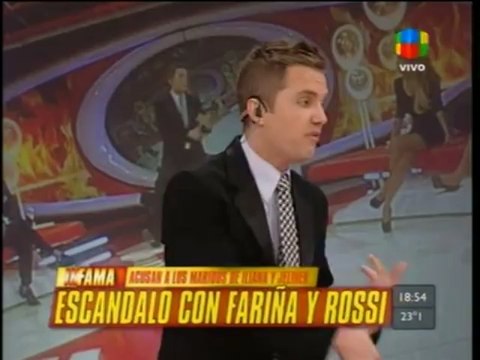 Pronto.com.ar Apareció Karina Jelinek