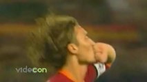 Vent'anni di Franceco Totti, un cuore giallorosso e una simpatia tutta italiana