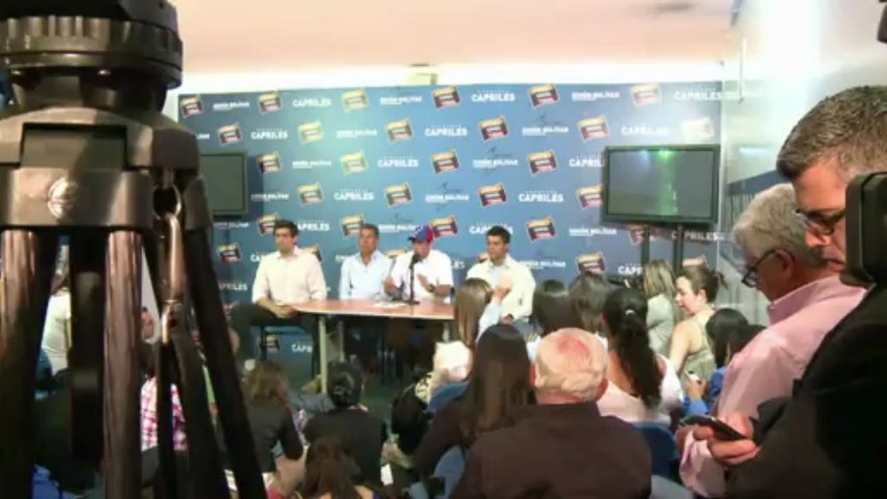 Capriles convoca cacerolazo
