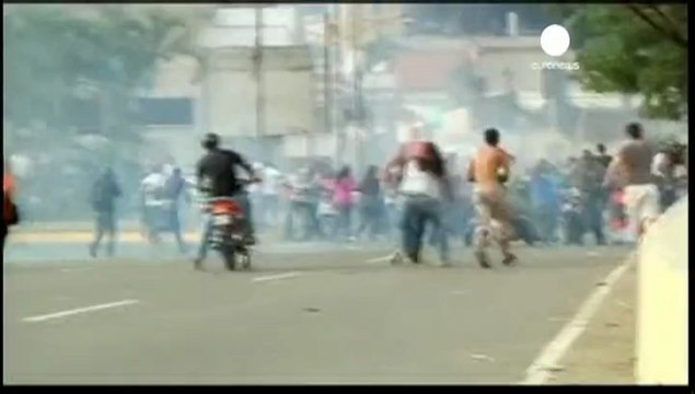 Clashes in Venezuela after Maduro's contested victory