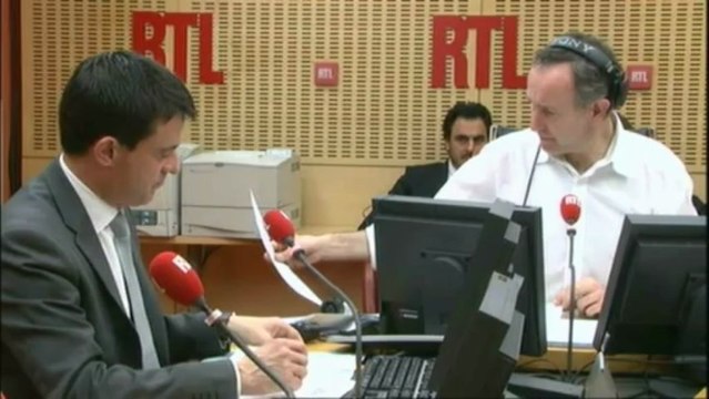 Manuel Valls répond aux auditeurs de RTL