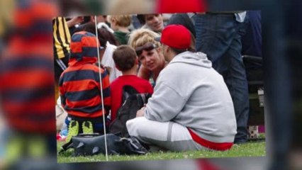 Britney Spears et Kevin Federline bavardent pendant un match de leurs fils