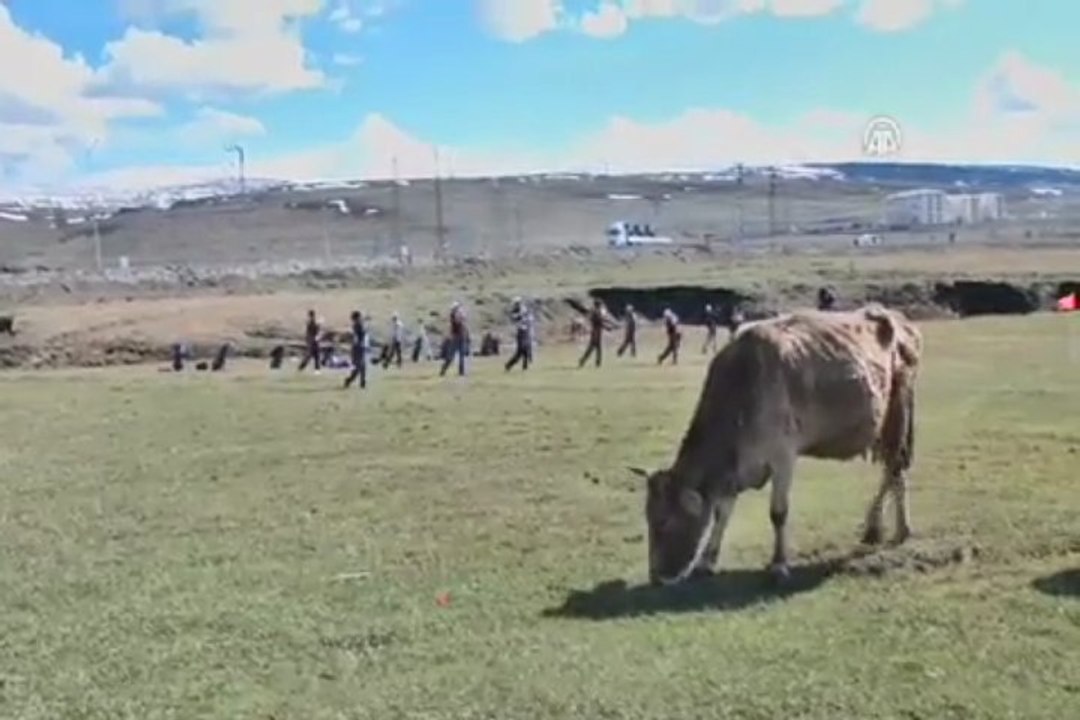 Meralarda golf turnuvasına hazırlanıyorlar