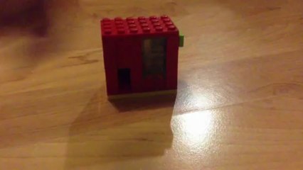 Mini machine à distribuer des soda en lego