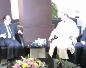 Diyanet başkanından Osman Baydemir'e Kuran seti hediyeli ziyaret..