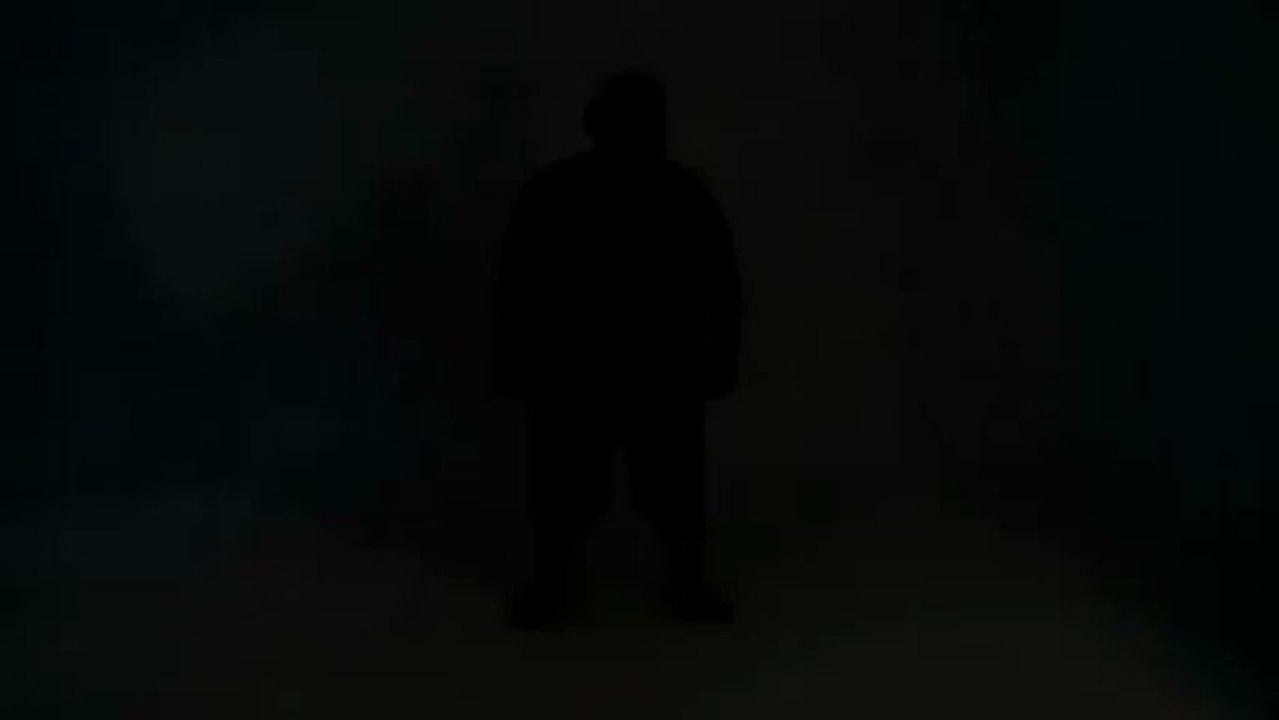Şişman Adamı Davul Gibi Çalmak _)