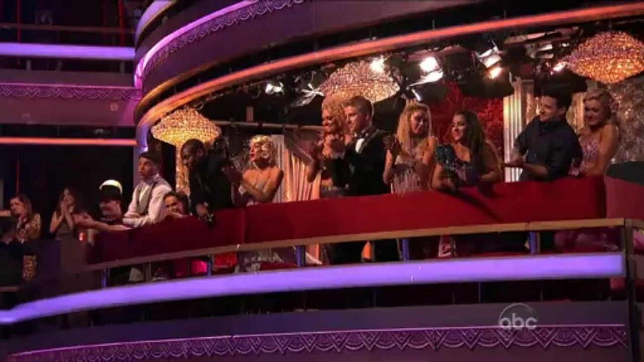 Zendaya Coleman & Valentin Chmerkovskiy - Argentine Tango