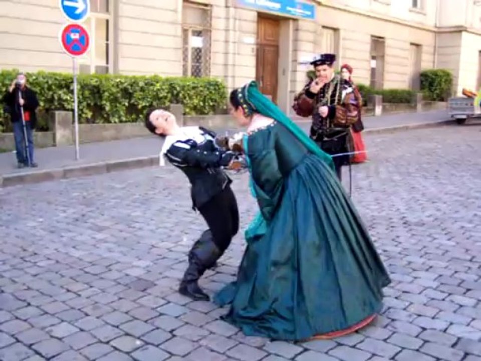 Duel de spadassines fête renaissance Lyon 13 avril 2013