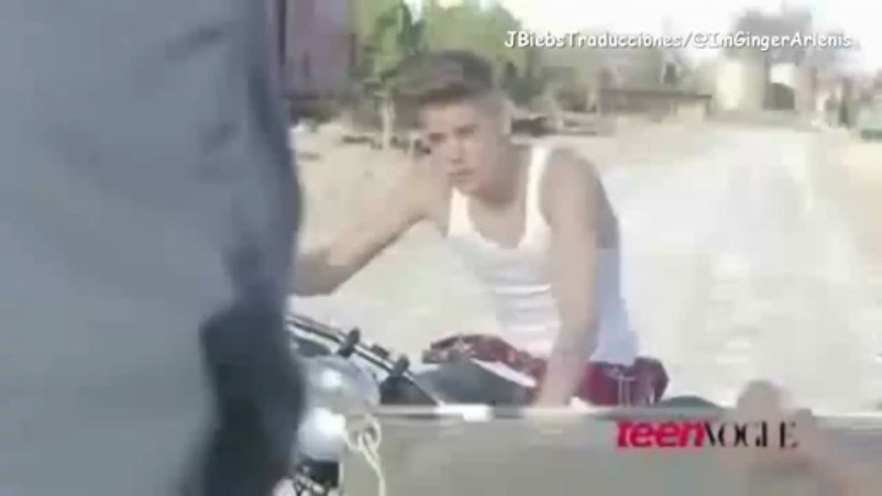 Justin Bieber Comparte Sus Experiencias Favoritas Con Los Fans - Teen Vogue - Abril 2013 (Español) HD