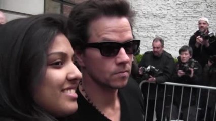 Mark Wahlberg Looks Somber at Pain & Gain Premiere, Hours After Boston Marathon Attacks