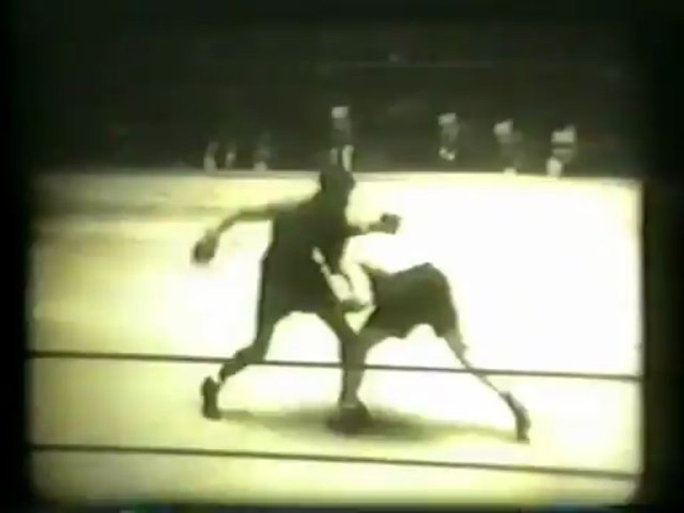 1931-11-20 Tony Canzoneri vs Kid Chocolate I