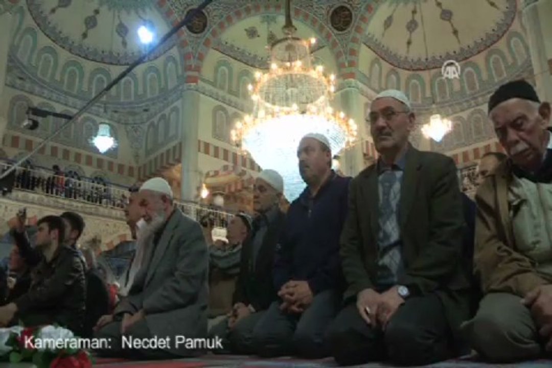 İşaret diliyle ilahi