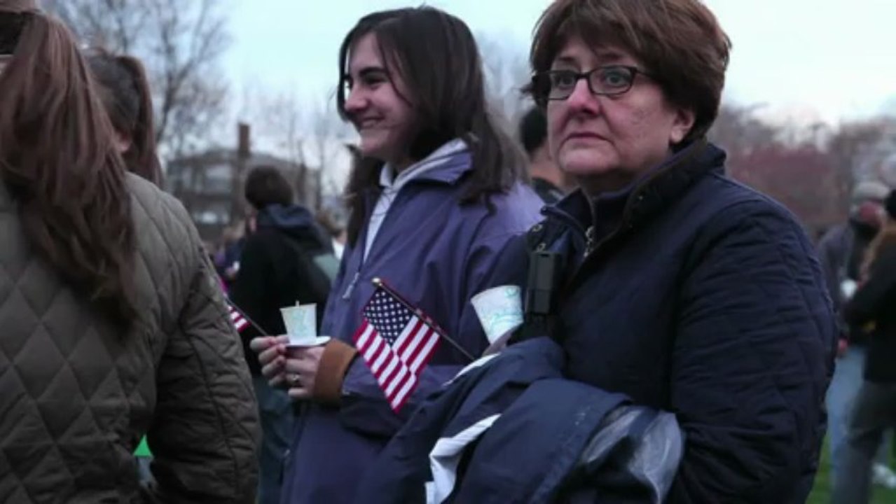 Boston pleure ses morts, "le coeur brisé et en colère"
