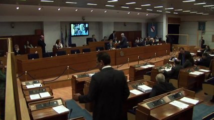 Campania - Caldoro: "Una finanziaria difficile ma attenta al welfare" -1- (16.04.13)