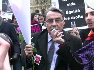 Mariage pour tous: Jean-Pierre Michel espère les premières unions pour le 14 juillet