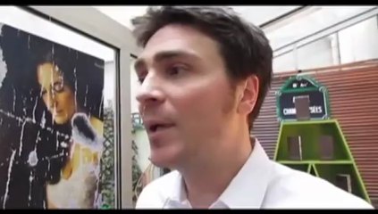 Je déchire les photos de mes ex