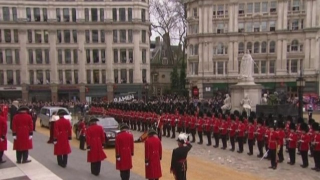 Queen joins Thatcher's family and dignitaries at funeral