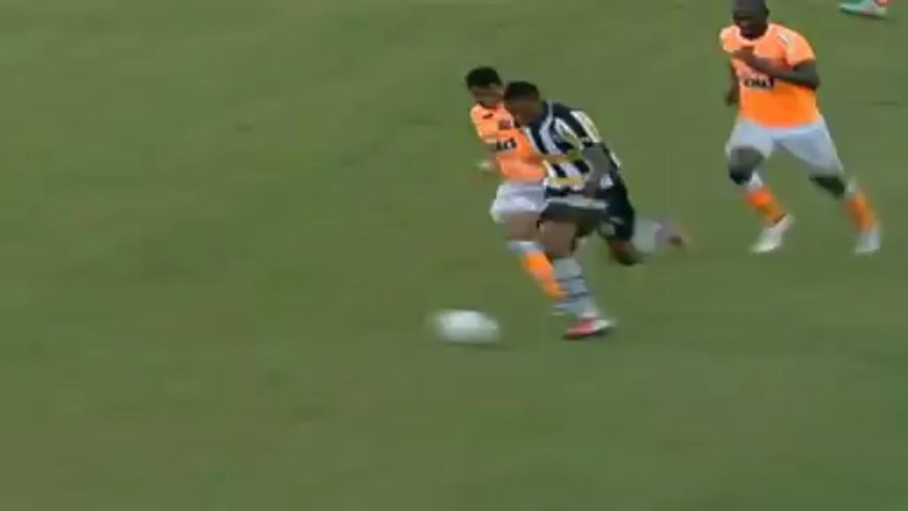 Brasilien: Clarence Seedorf bittet zum Tänzchen