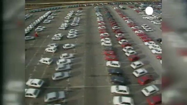 Nouvelle baisse des ventes de voitures neuves en Europe...