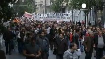 Grecia, in scena la protesta contro i tagli sanitari