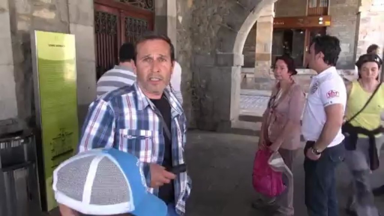 17042013 Asamblea contra el Paro 1
