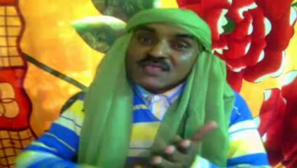 APNI AAKHO ME BSA KAR KOI....