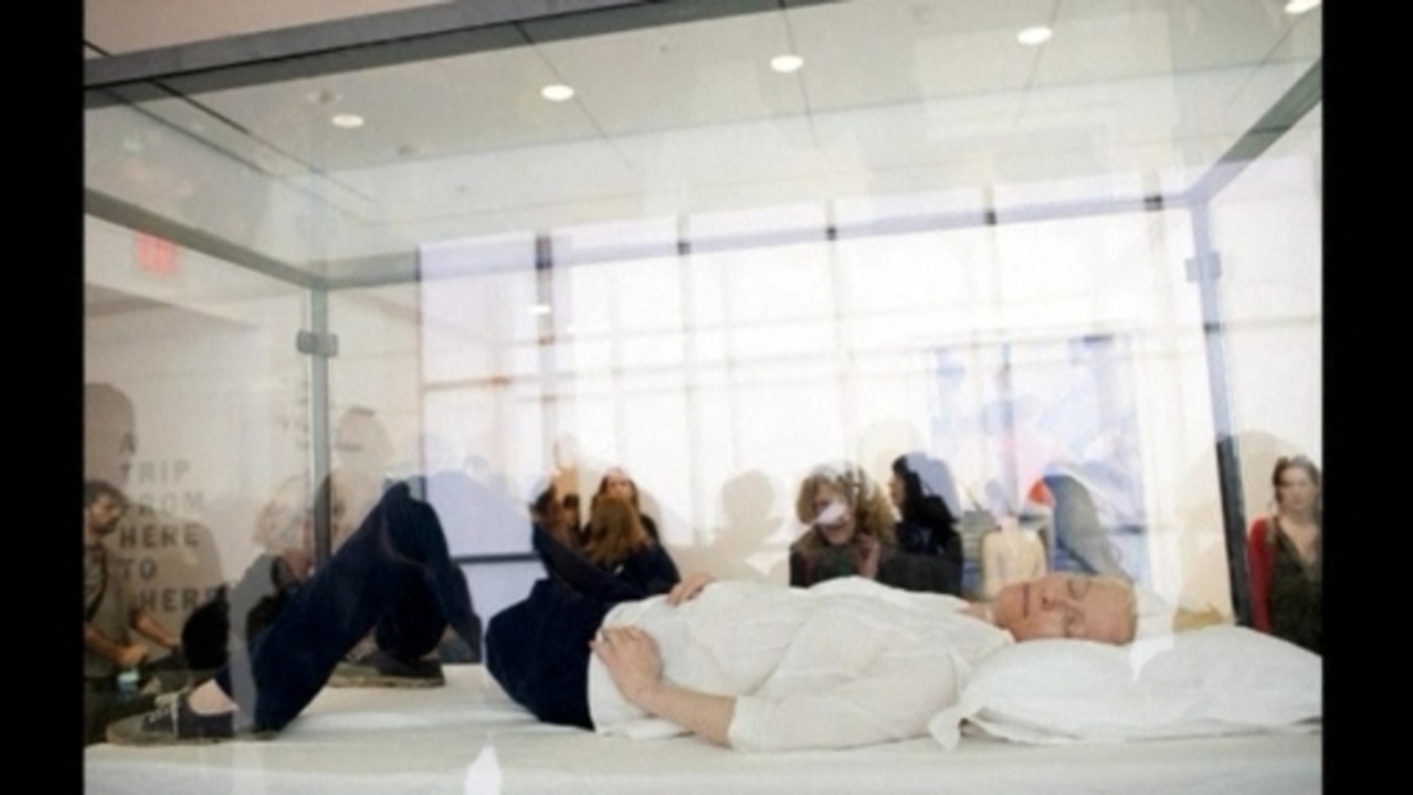 Tilda Swinton naps again in NY museum