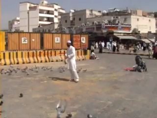 Qamar Shahbaz Chishti (Warafana Laka Zikrakt At Madeena Sharif)