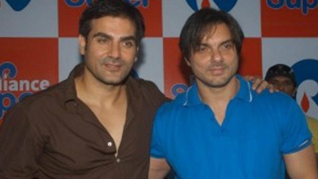 Comedy Circus Ke Ajoobe - Arabaaz Khan In Sohail Khan Out