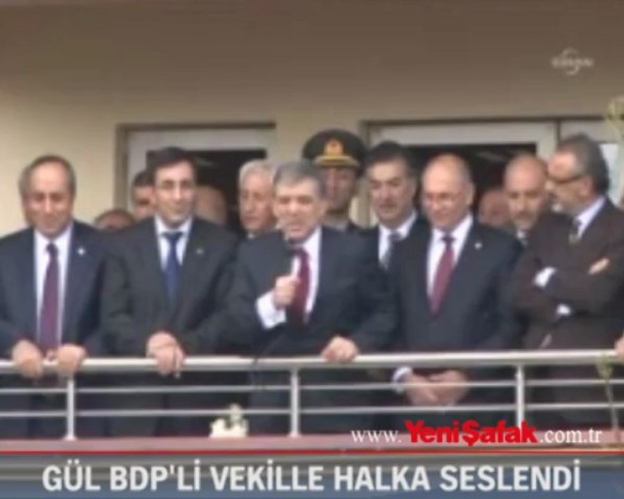 Gül Muş'ta BDP'li vekille birlikte halka seslendi