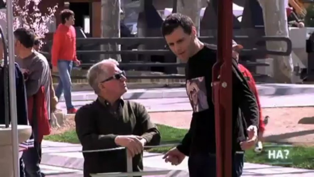 TV3 - Alguna pregunta més? APM - Homo APM? a la fira de Sant Josep