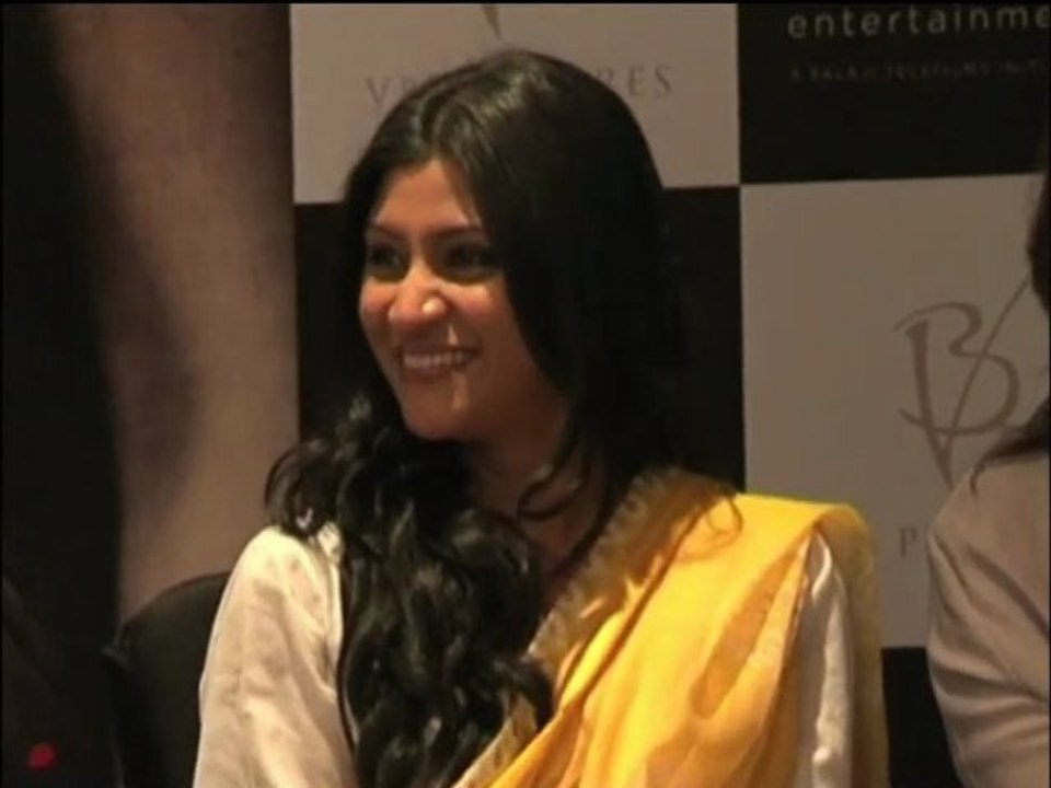 Konkona prefers debutant directors