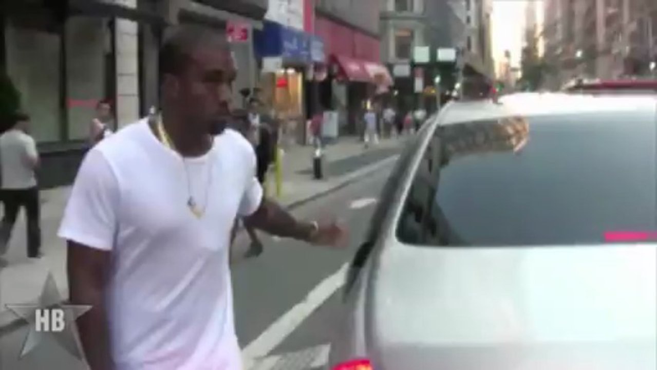 Kanye West Leaves Pregnant Kim Kardashian