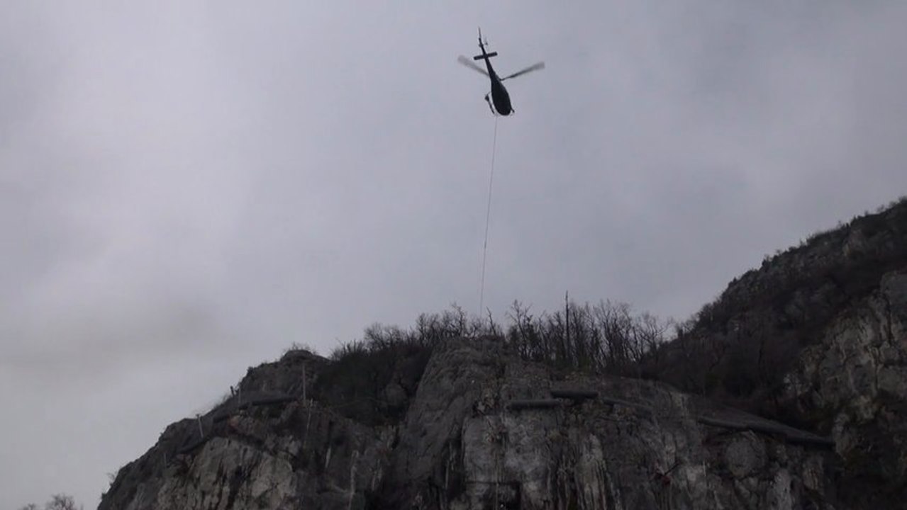 Travaux sur la falaise des Balmes à Voreppe (38340) -suite-