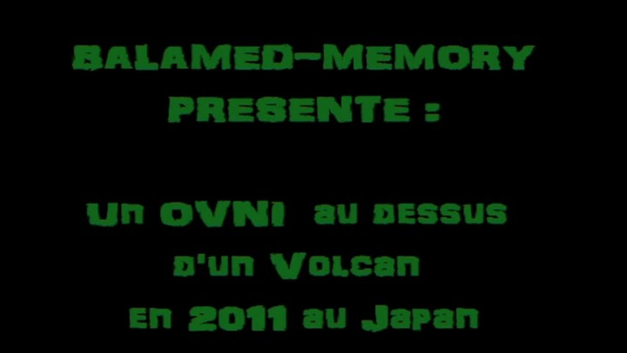 Un OVNI au-dessus du volcan Sakurajima au japon