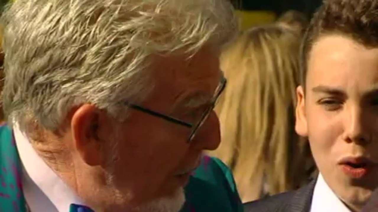 Rolf Harris 'arrested over historic sex abuse claims'
