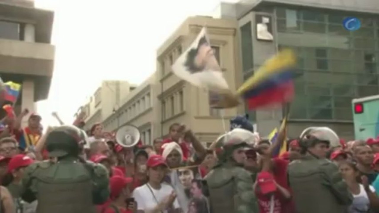 Capriles formaliza la petición de recuento de votos en Venezuela