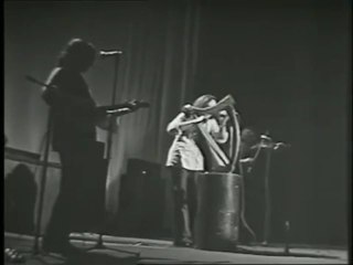 Alan Stivell - Tri Martolod