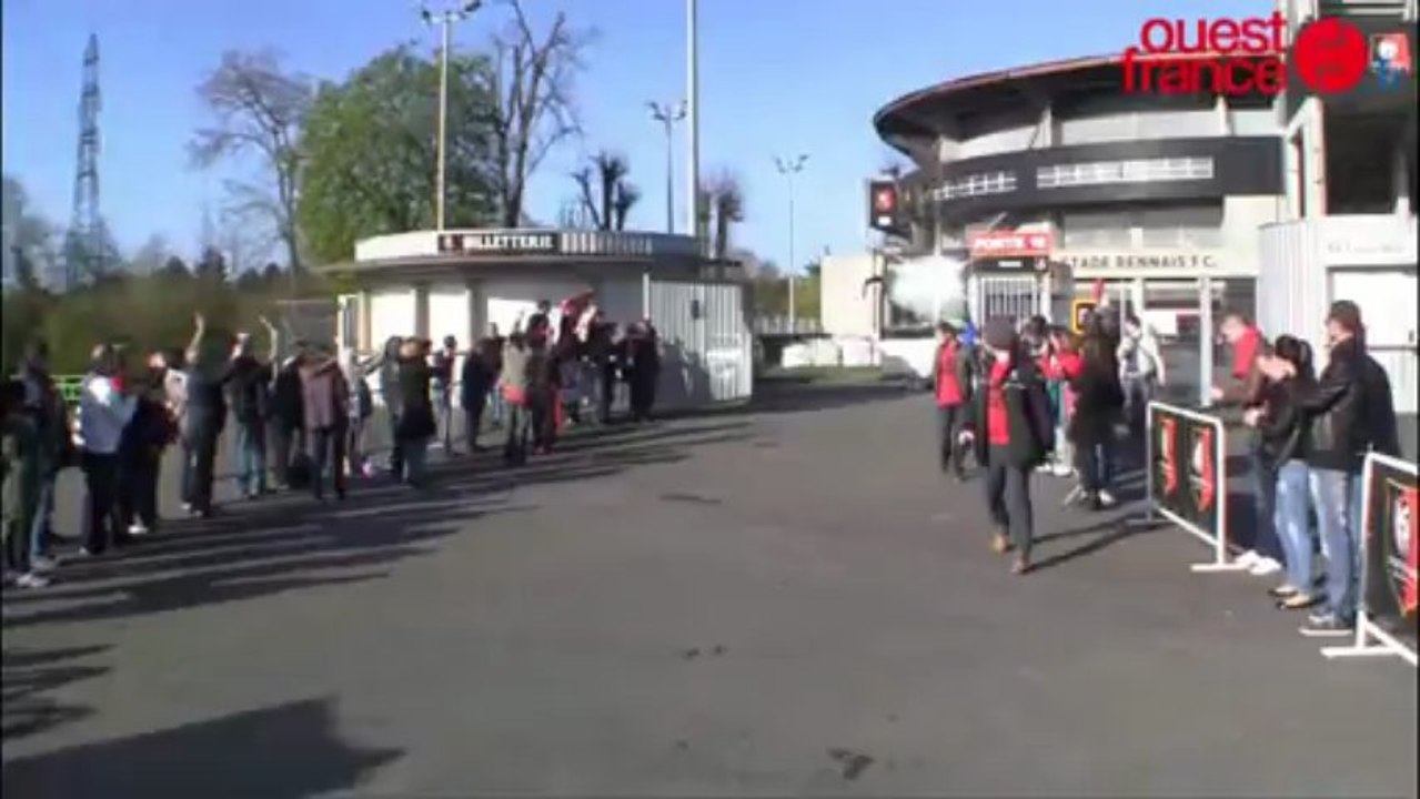 Le départ des joueurs rennais pour le Stade de...