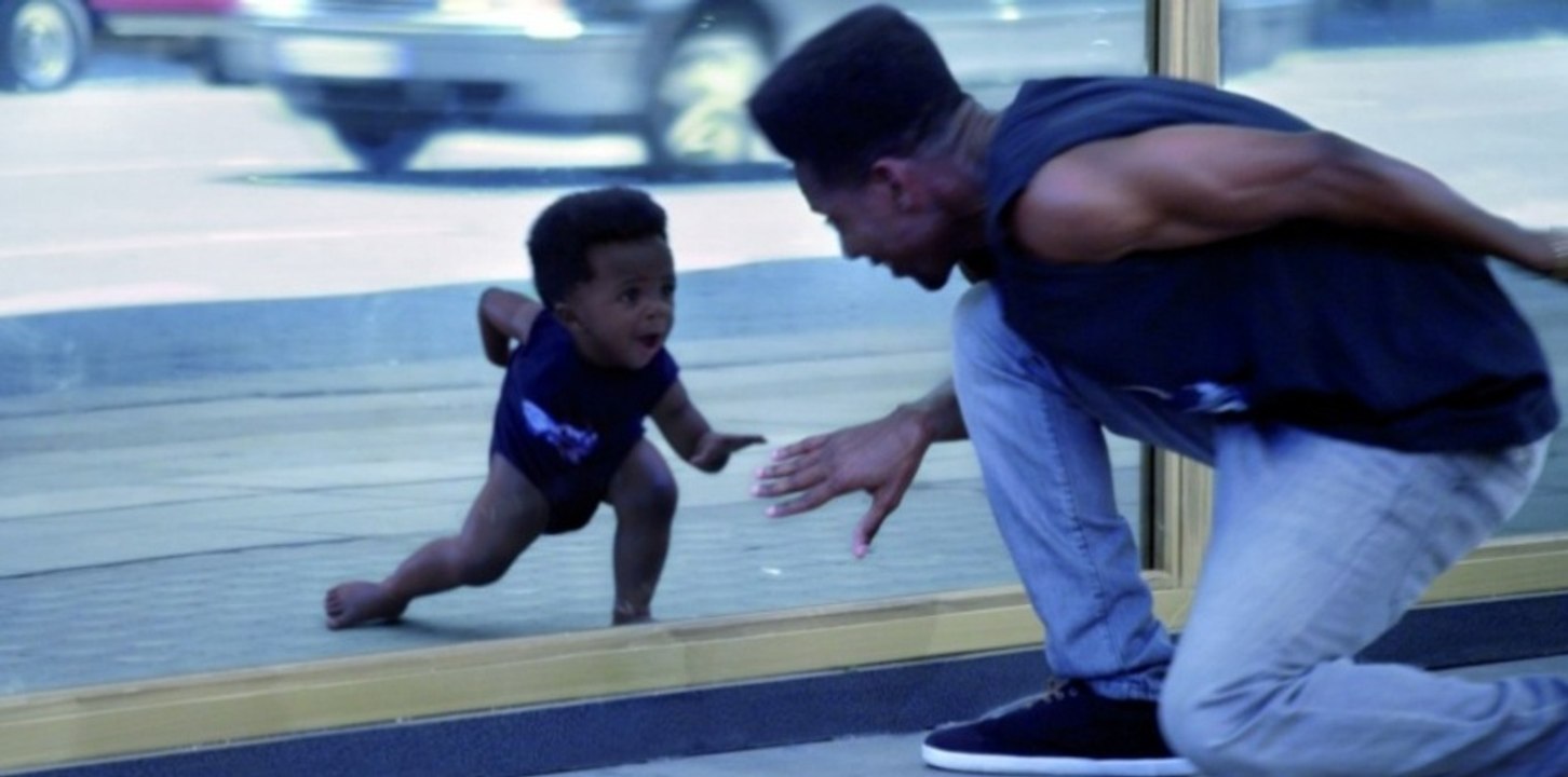 Pub Evian (bébés danseurs)  ! (2013)